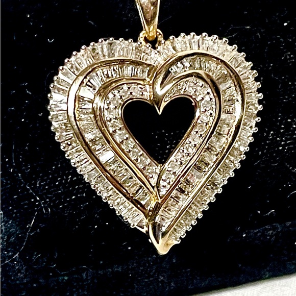 Natural Diamond Heart Pendant in Sterling Silver Setting Gold Brilliant Baguette - Picture 2 of 6